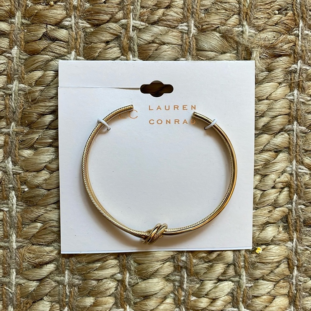 NWT Lauren Conrad Sailor Knot bracelet - gold colored